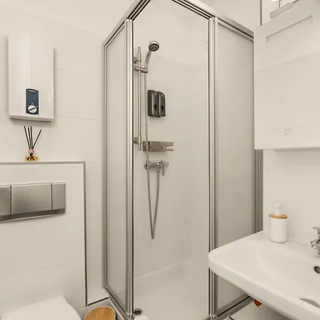 Free Living - City Design Apartments, Zentrum, Outlet, Balkon, Kueche Wolfsburg Exterior foto