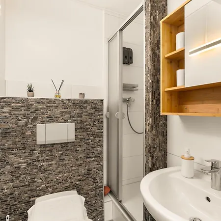 Free Living - City Design Apartments, Zentrum, Outlet, Balkon, Kueche Wolfsburg Exterior foto