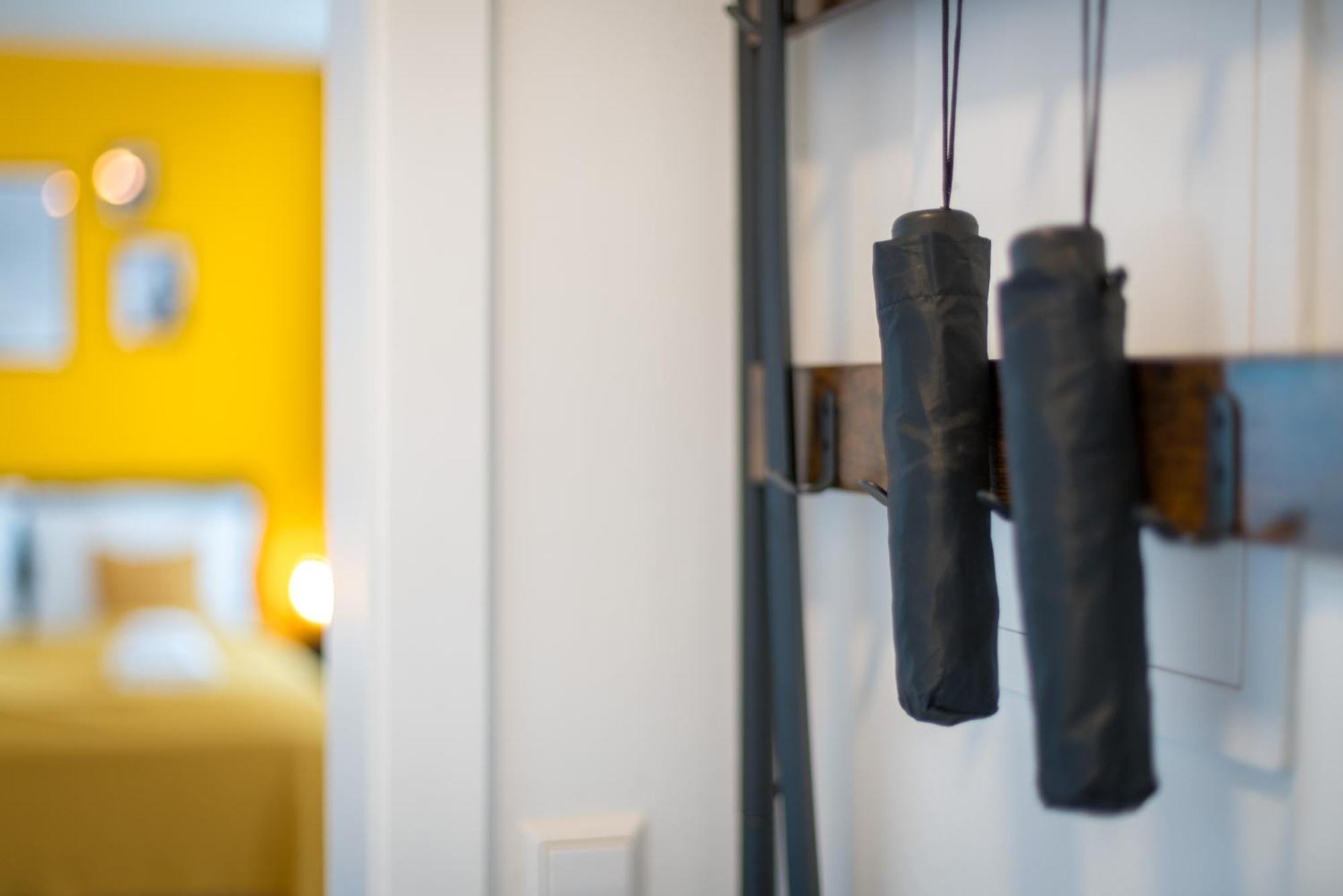 Apartment Free Living - Design Apartments, Zentrum, Outlet, Balkon, Kueche *