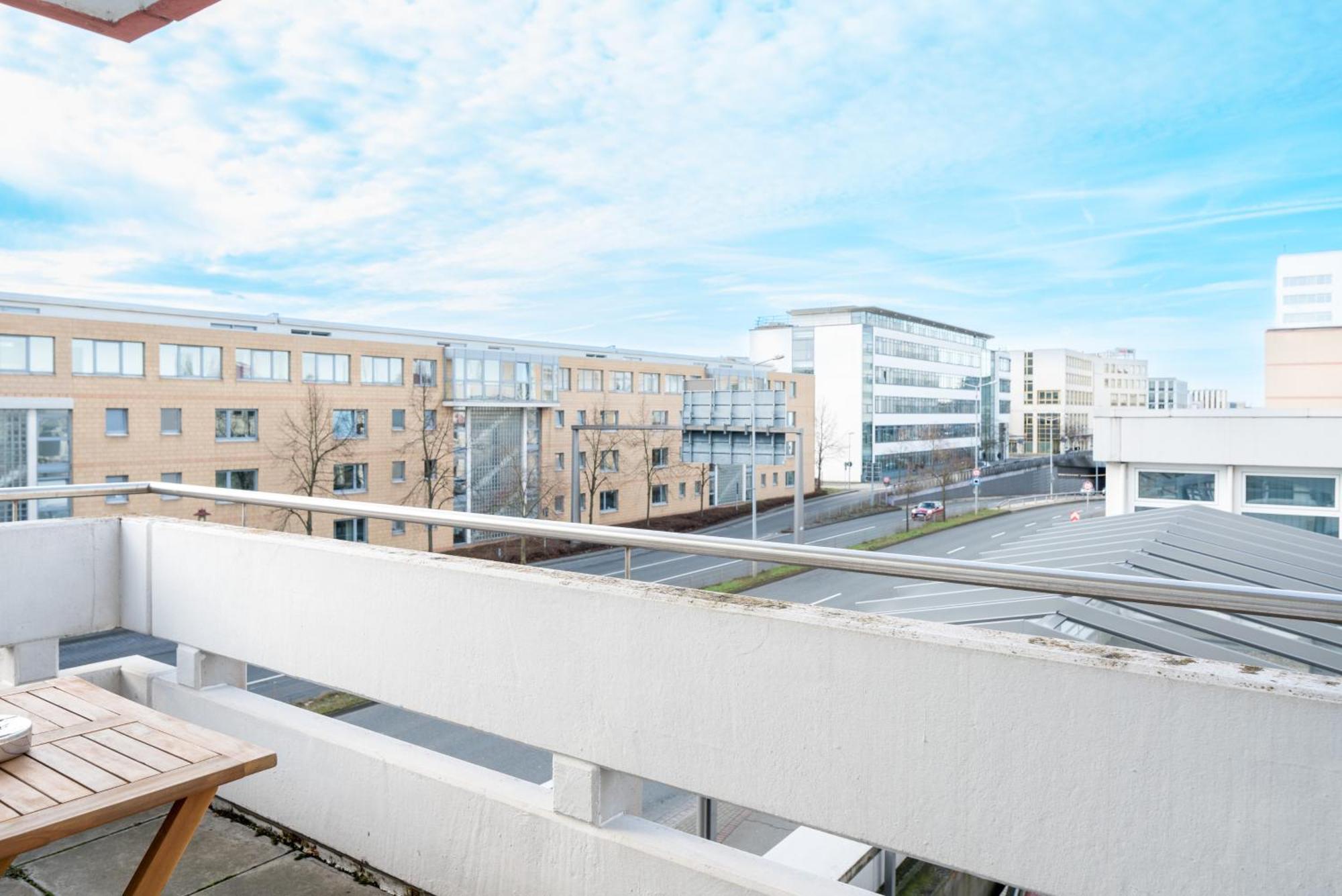 Apartment Free Living - Design Apartments, Zentrum, Outlet, Balkon, Kueche