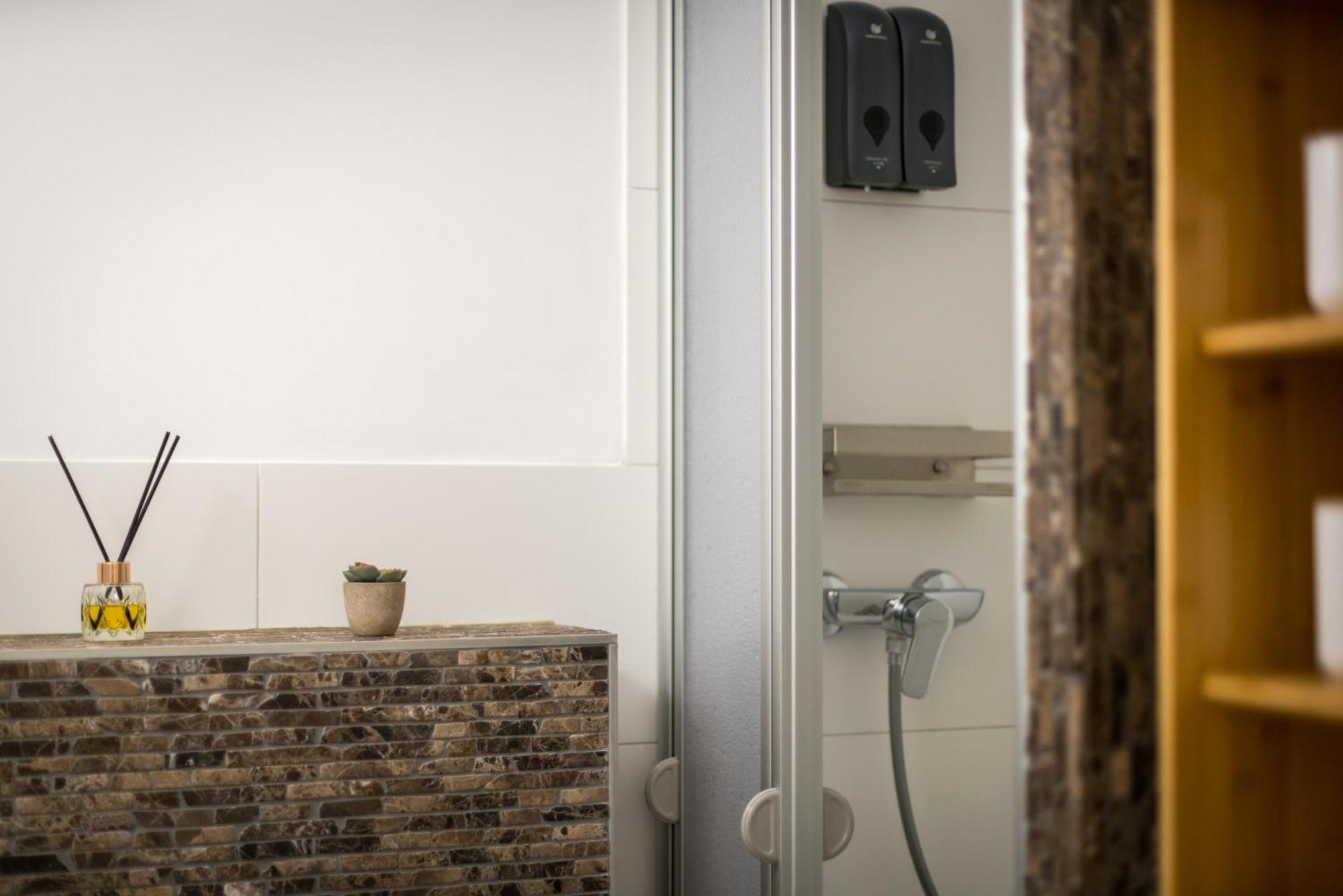 Free Living - Design Apartments, Zentrum, Outlet, Balkon, Kueche *